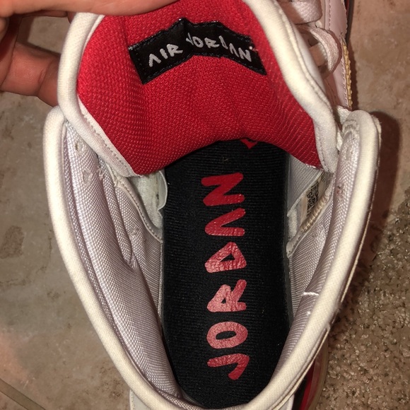 Jordan son of Mars 270. Fantastic condition, white and red, mens size 12. - Picture 4 of 8
